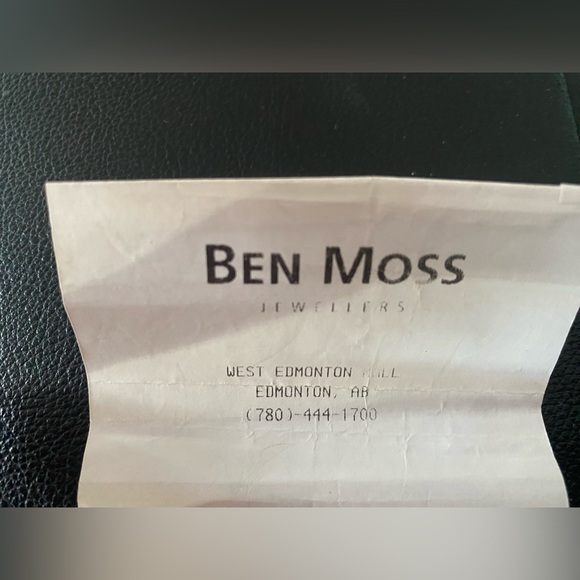 White gold Diamond tennis bracelet from Ben Moss. - Picture 6 of 10